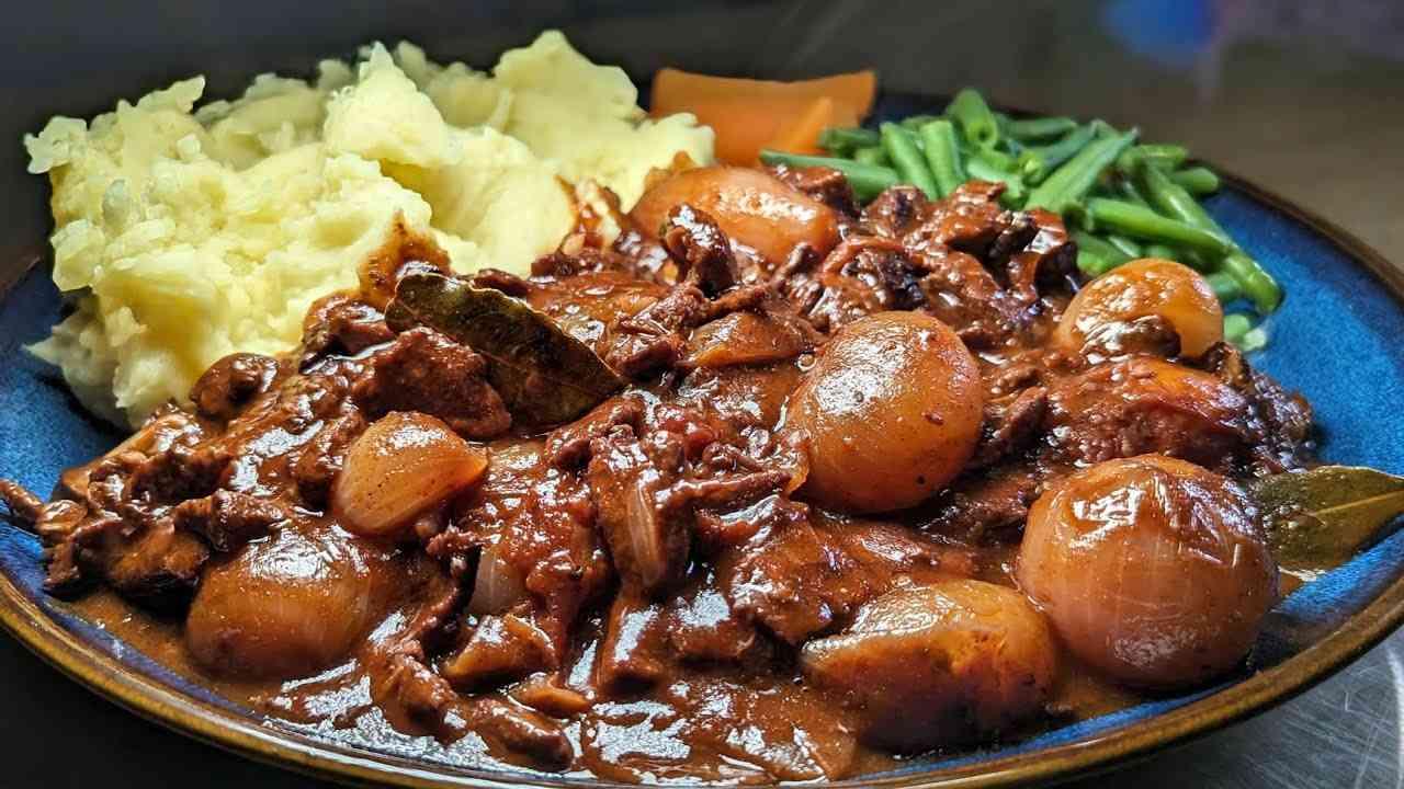 Beef Stifado Recipe (Traditional Greek Beef Stew)