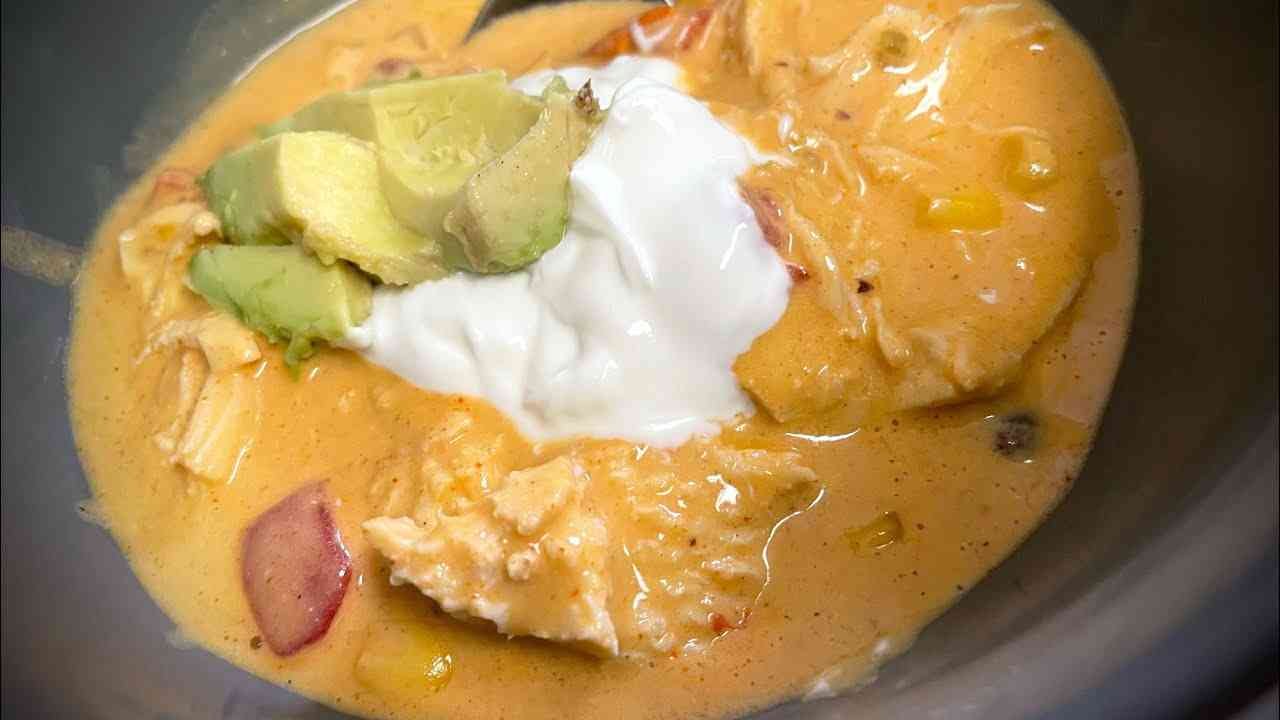 Copycat Max & Erma’s Chicken Tortilla Soup (Cheesy, Creamy & Flavorful)