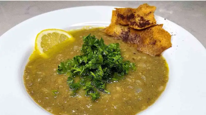 Lebanese Lentil Soup (Shorbat Adas) Recipe