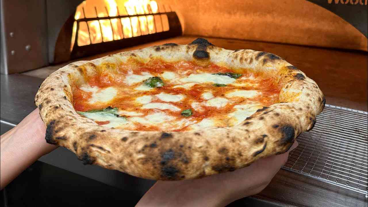 Neapolitan Pizza Dough Recipe