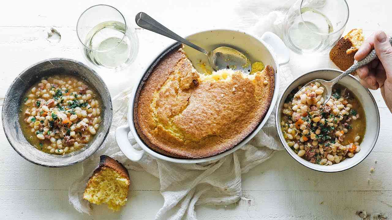 Classic Ham & Bean Soup (Southern-Style One-Pot Comfort Food)