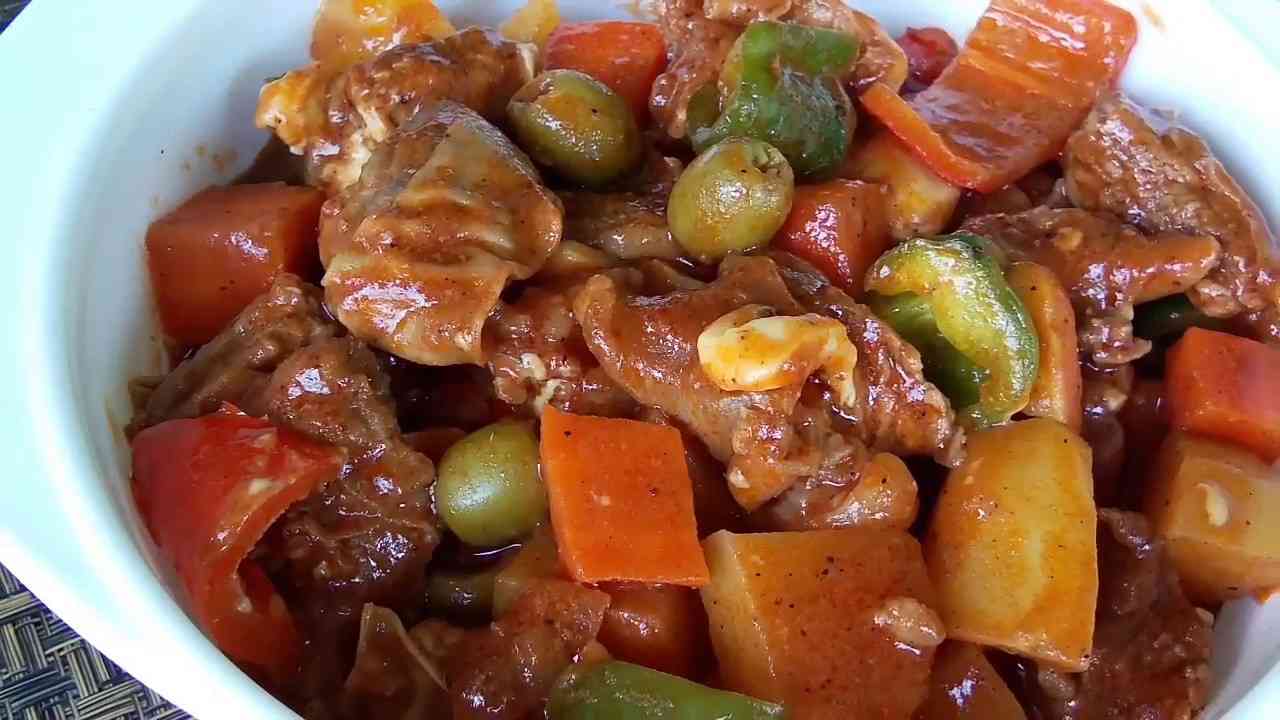 Beef Caldereta (Filipino Spicy Beef Stew)