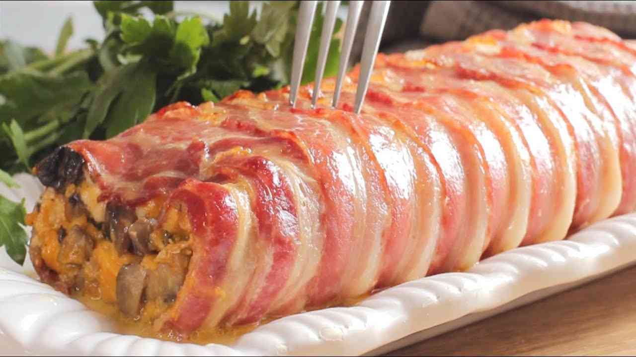 Moist & Healthy Chicken Meatloaf