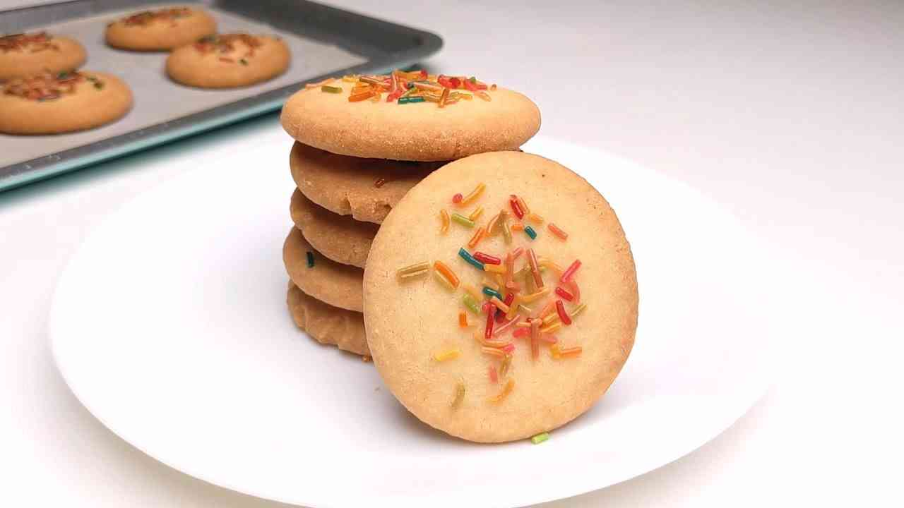 Golden Glow Sugar Cookies (No Baking Powder)