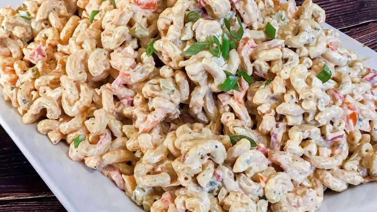 Creamy Shrimp Macaroni Salad (Classic Make-Ahead Summer Salad)