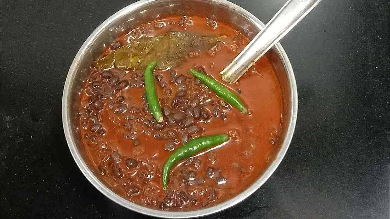 Black Turtle Beans Curry (Indian Style) – Vegan, Aromatic, Protein-Rich