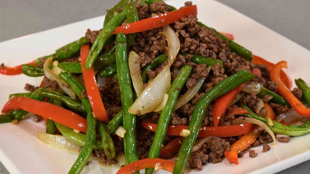 Ground Beef and Bell Pepper Stir-Fry