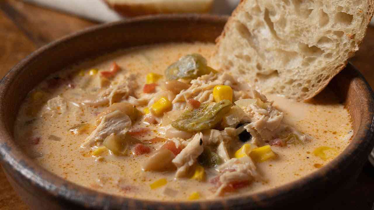 Creamy White Chicken Chili with Corn (Easy & Comforting)