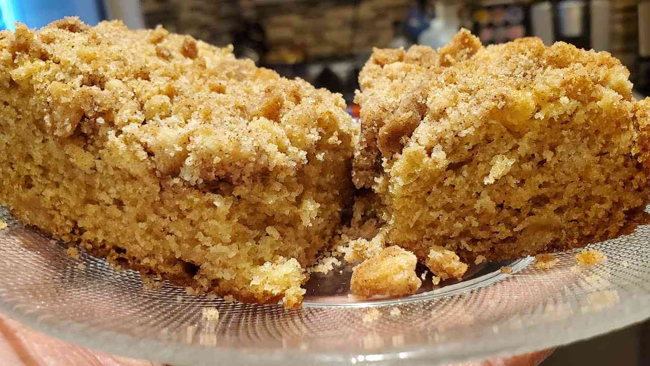 Buttermilk Coffee Cake — Soft, Moist & Cinnamon-Perfect