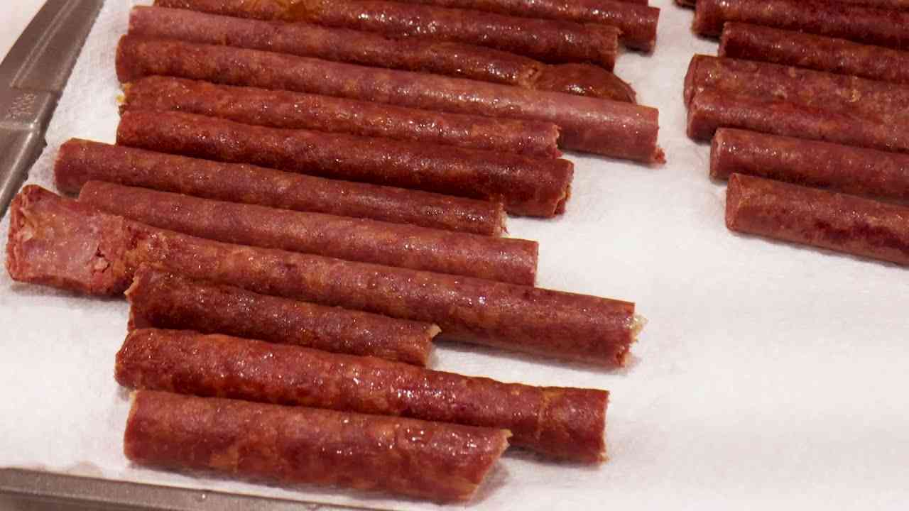 Homemade Beef Sticks Recipe (Smoky & Protein-Packed Snack)