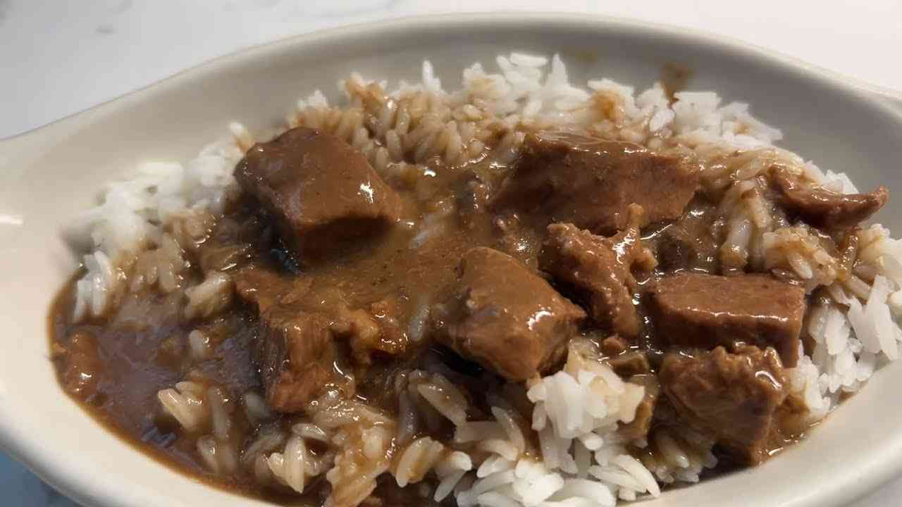 No Peeking Beef Tips Recipe (Oven Baked & Easy)