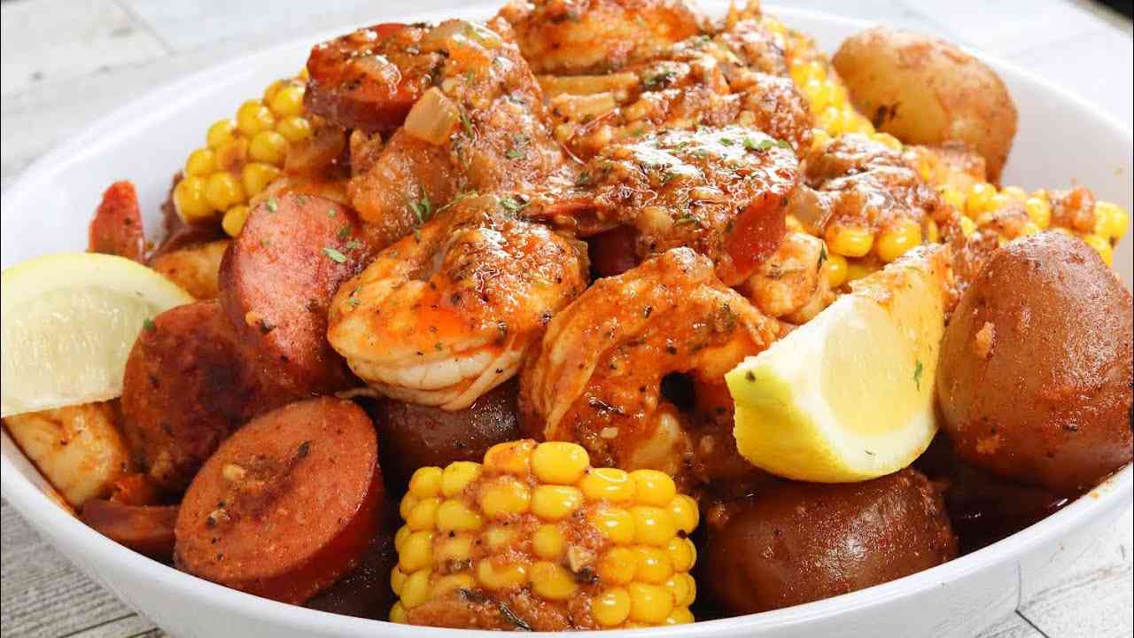 Perfect Old Bay Shrimp Boil (Classic Low Country Seafood Feast)