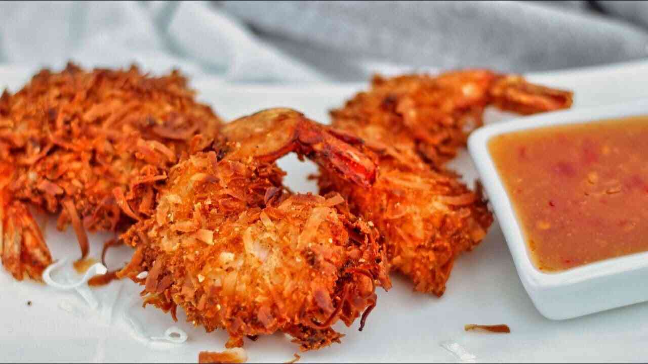 Crispy Gluten‑Free Coconut Shrimp with Sweet & Spicy Dipping Sauce