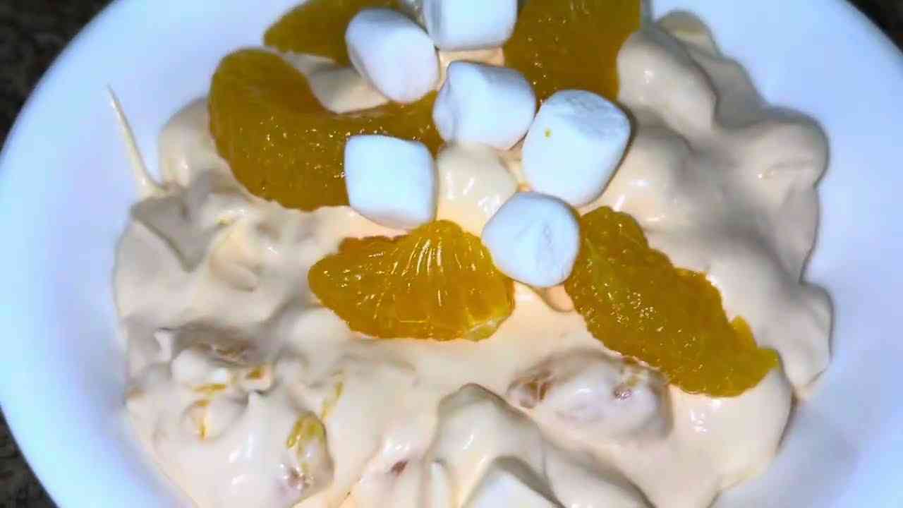 Creamy Orange Dreamsicle Salad Delight