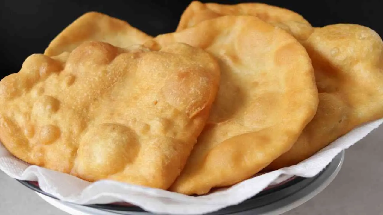 Cherokee Indian Fry Bread – Fluffy, Golden, Traditional