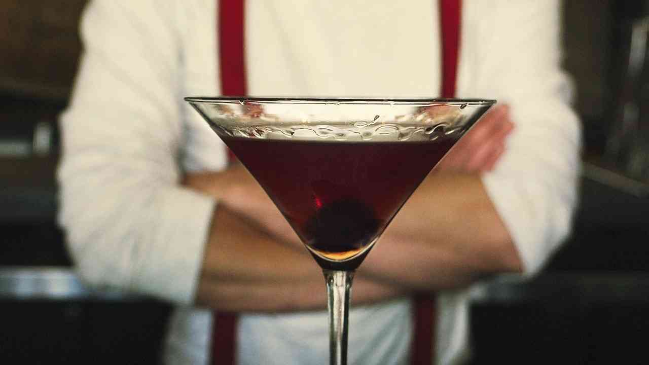 Classic Bourbon Manhattan — Timeless Whiskey Elegance