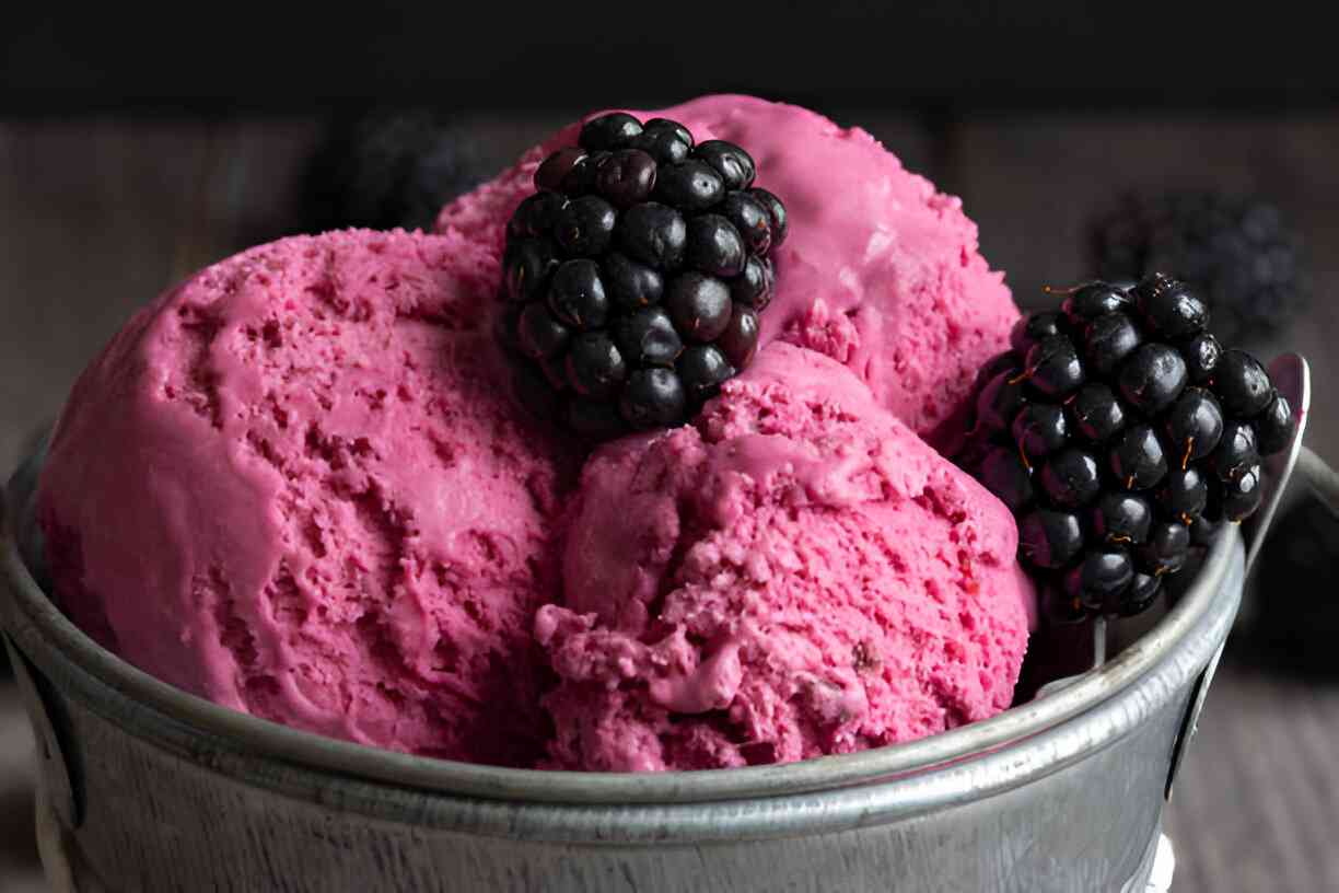 Boysenberry Ice Cream Recipe (Creamy, Fruity & Homemade)